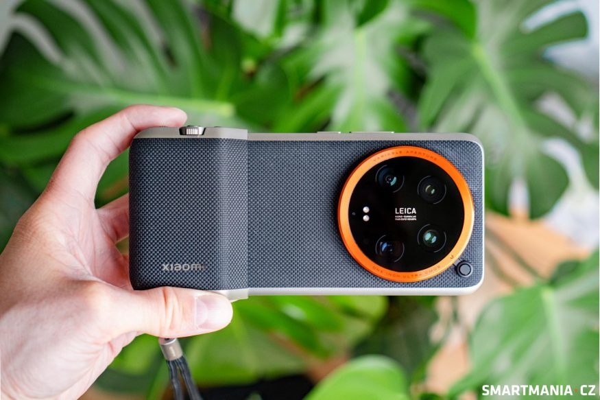 Xiaomi 14 Ultra s Photography Kit v ruce redaktora