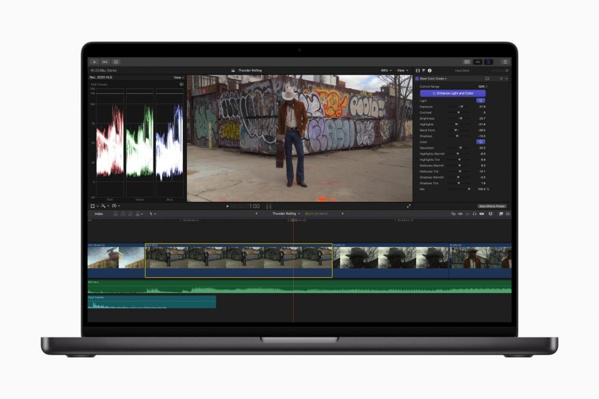 Funkce Enhance Light and Color ve Final Cut Pro