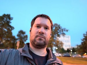 Google Pixel 8a – noční fotky - hlavní fotoaparát