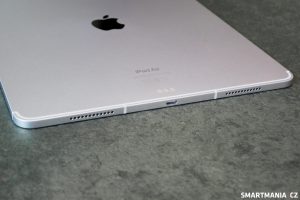Nový iPad Air (2024) zezadu