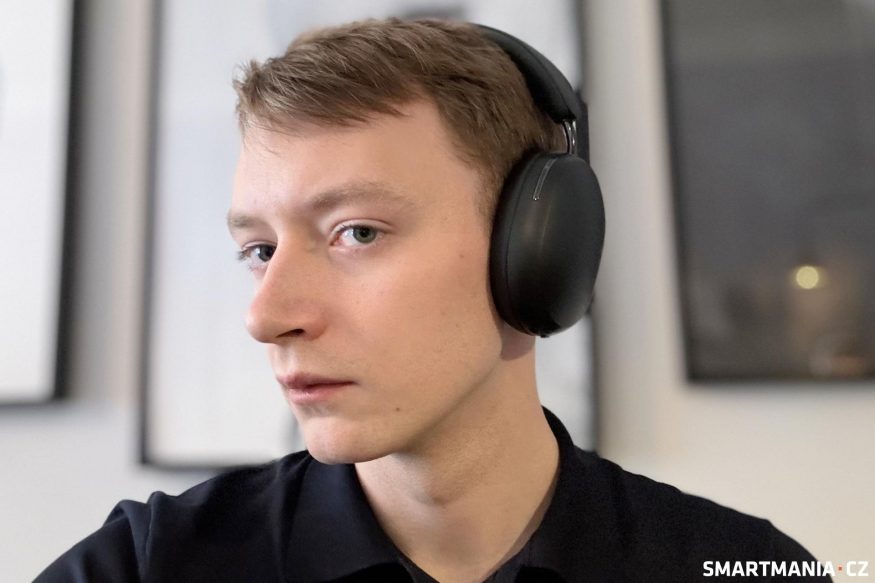Sonos Ace na hlavě působí dobře