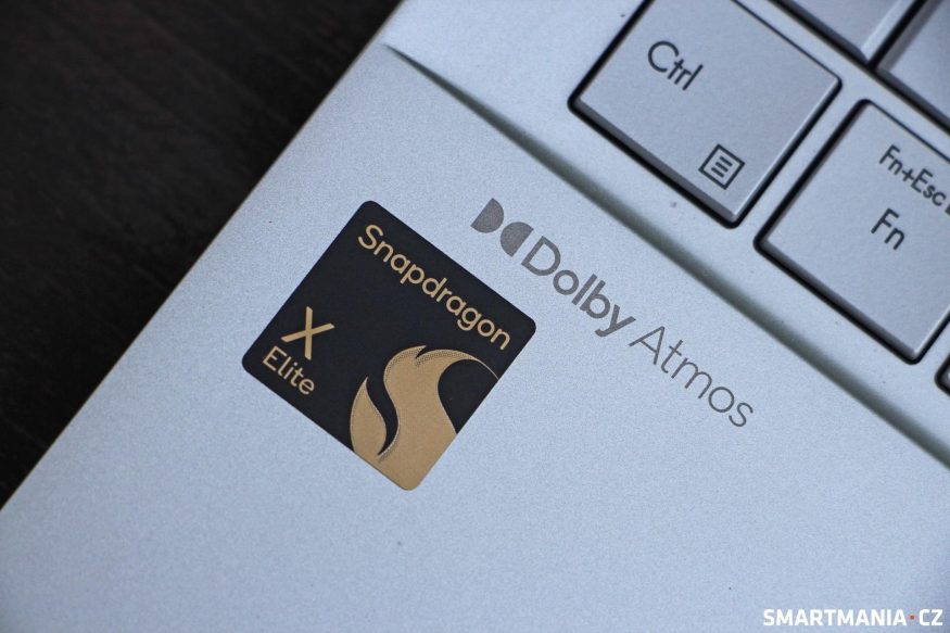 Počítač Asus Vivobook S 15 pohání procesor Qualcomm Snapdragon X Elite