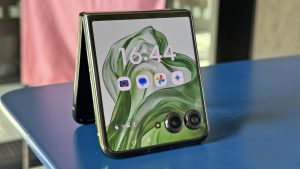 Motorola Razr 50 Ultra je neskutečně stylové véčko