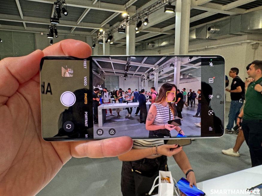 Realme GT 6 a aplikace pro focení Realme GT 6 a aplikace pro focení