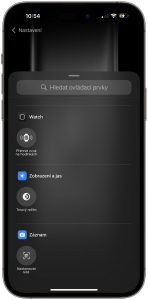Nové funkce akčního tlačítka v iOS 18
