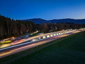 Astra Bridge v celé své kráse