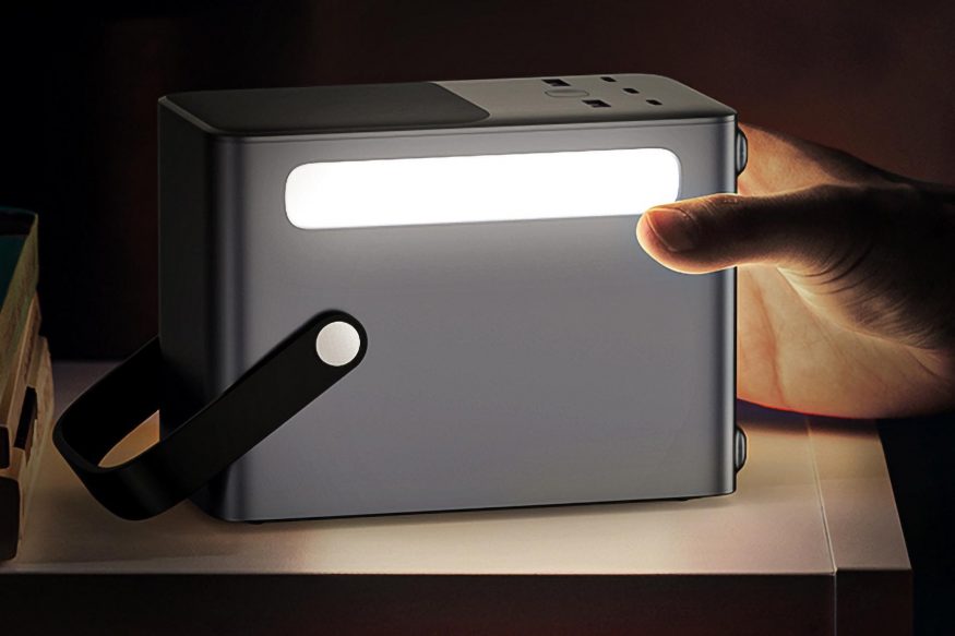 Powerbanka Ugreen s kapacitou 48 000 mAh a 300W výkonem
