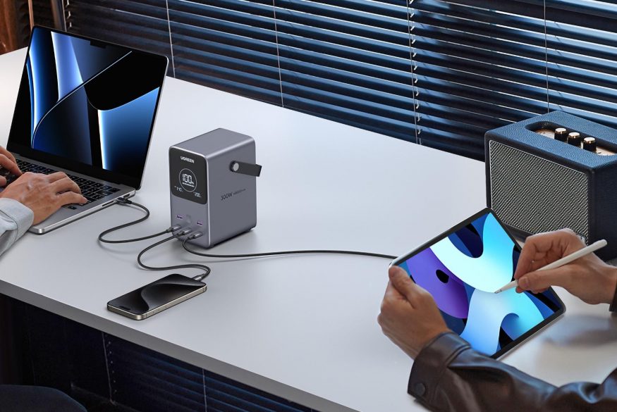 Powerbanka Ugreen s kapacitou 48 000 mAh a 300W výkonem