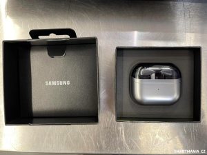 Uniklé snímky sluchátek Galaxy Buds 3 Pro