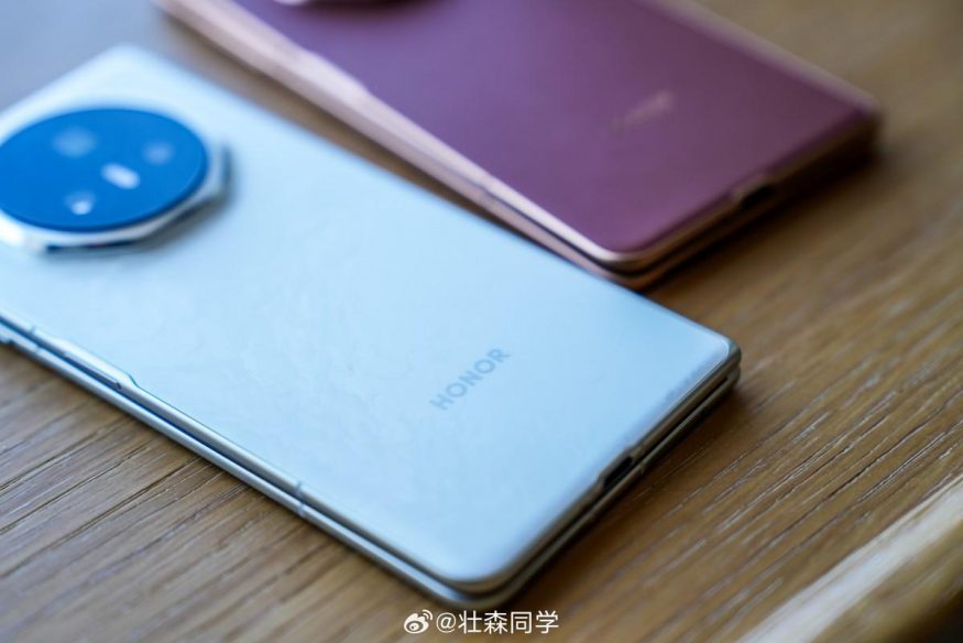 Honor Magic V3 na fotografii