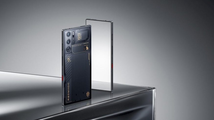 Herní smartphone Red Magic 9S Pro na tiskovém snímku