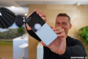 Samsung Galaxy Z Flip 6