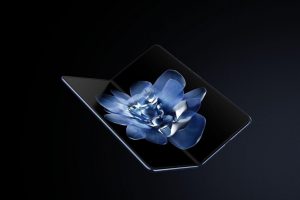 Chytrý telefon Xiaomi Mix Fold 4 na propagačním snímku