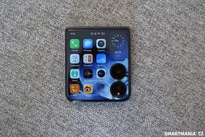 Xiaomi Mix Flip má obří vnější displej