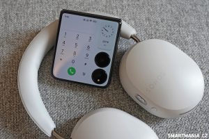 Xiaomi Mix Flip působí v zavřeném stavu velice elegantně