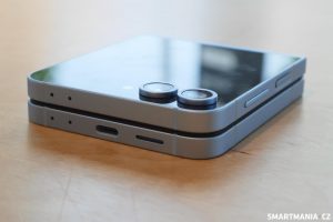 Samsung Galaxy Z Flip 6 ze všech stran