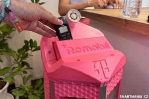 Koš pro recyklaci starých telefonů T-Mobile a Remobil