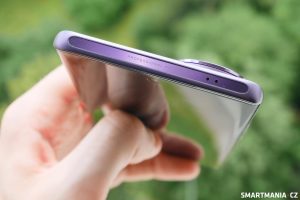 Vivo V40 z různých stran a úhlů