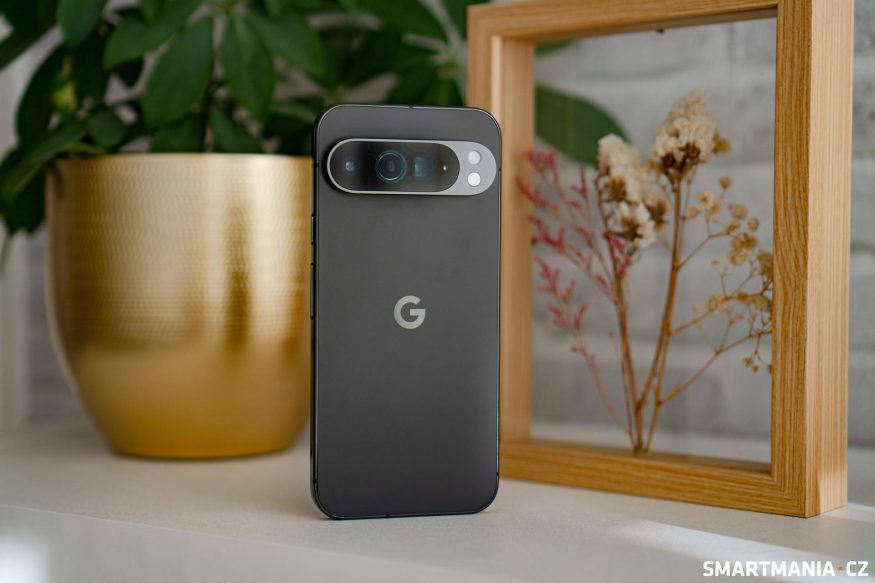 Pixel 9 Pro XL v černé barvě
