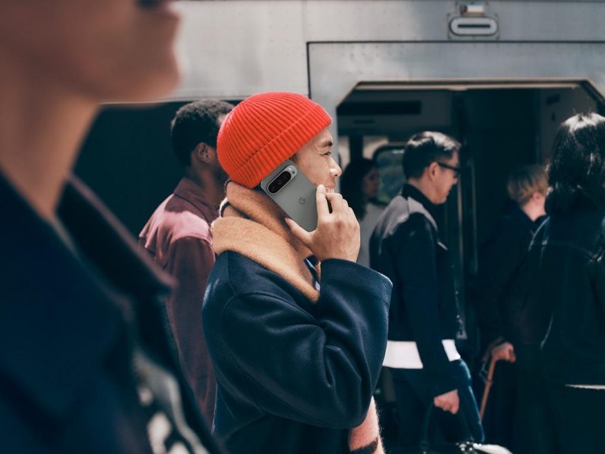 Pixel 9 Pro při telefonování
