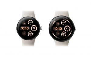 Chytré hodinky Google Pixel Watch 3 na propagačním snímku