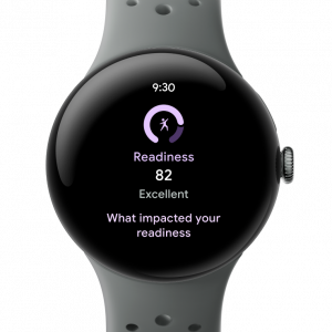 Chytré hodinky Google Pixel Watch 3 na propagačním snímku