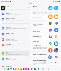 Boční vysouvací lištu používá Samsung snad odjakživa