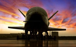 X 37B USA letoun Boeing