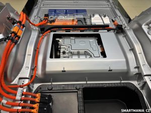 Detail zadní části karoserie Xiaomi SU7