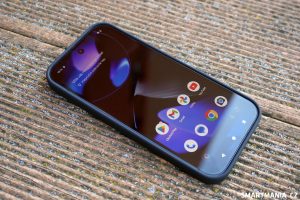 Google Pixel 9 v pouzdře