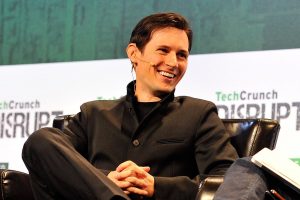 Pavel Durov na panelové diskuzi TechCrunch v roce 2015