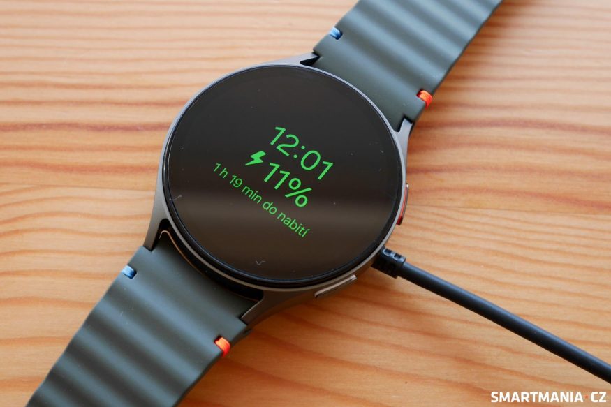 Nabíjení Galaxy Watch 7