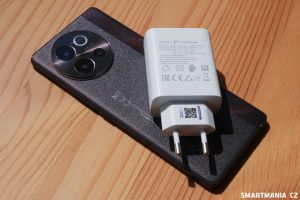 Vivo V40 Lite s nabíječkou