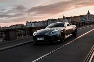 Aston Martin míří do Česka