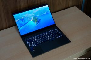 Asus Zenbook S 14 v otevřeném stavu