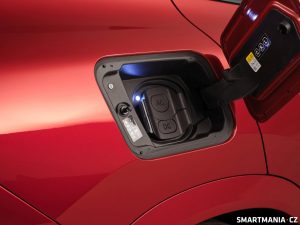 Nabíjecí výkon 130 kW dnes patří k podprůměru