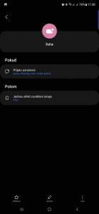 Oznámení duhovým rámečkem není vázané na stručnou formu oznámení, pokud použijete Bixby rutiny