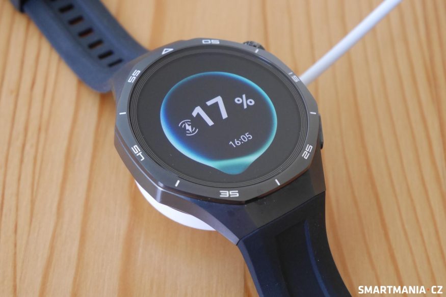 Nabíjení Huawei Watch GT 5 Pro