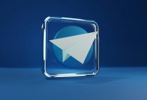 Létající průhledné logo aplikace Telegram