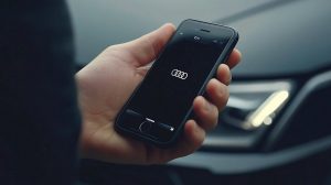 Digitální klíč Audi v telefonu iPhone (ilustrační obrázek)