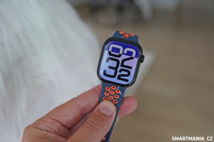 Series 10 se sportovním Nike řemínkem