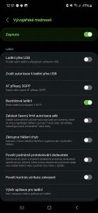 Tady už jsme ve Vývojářských možnostech, kde se zapíná Bezdrátové ladění