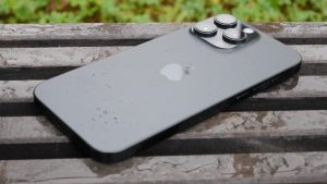 Apple iPhone 16 Pro Max