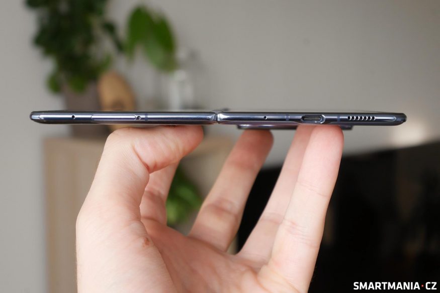 Rozložený Xiaomi Mix Fold 4