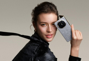 Ohebný smartphone Huawei Mate X7