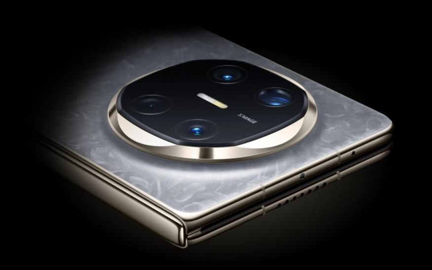 Ohebný smartphone Huawei Mate X7