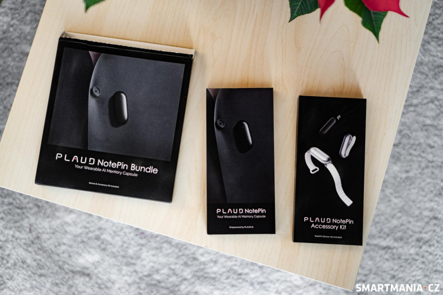 Plaud Note Pin je zabalen do pěkného balení