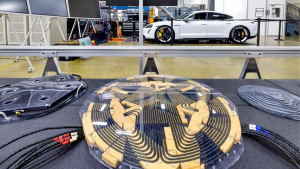 Při testech nabíjeli Porsche Taycan, nabíječka totiž vznikala ve spolupráci s americkou divizí Volkswagenu
