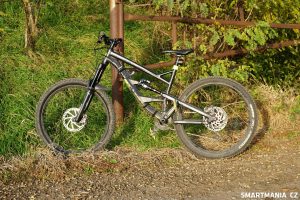 Kdo si potrpí na reprezentativní vzhled velocipedu, Bike Tracker neocení