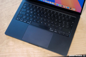 Klávesnice MacBooku Pro